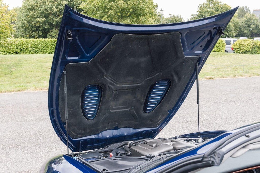 JAGUAR XKR 4.2 2004