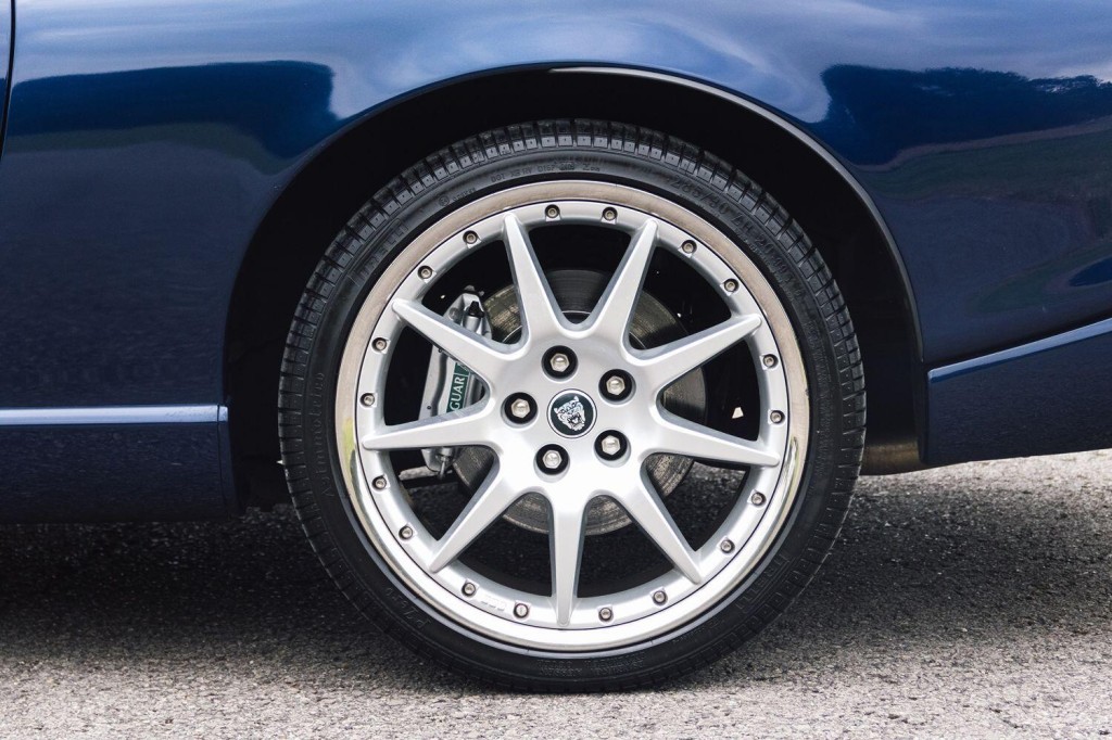 JAGUAR XKR 4.2 2004