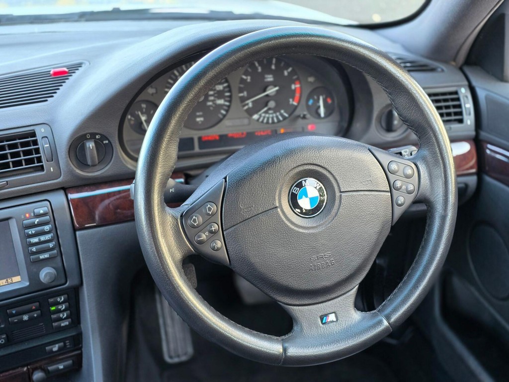BMW 7 SERIES 4.4 E38 740i M62 4.4 2001