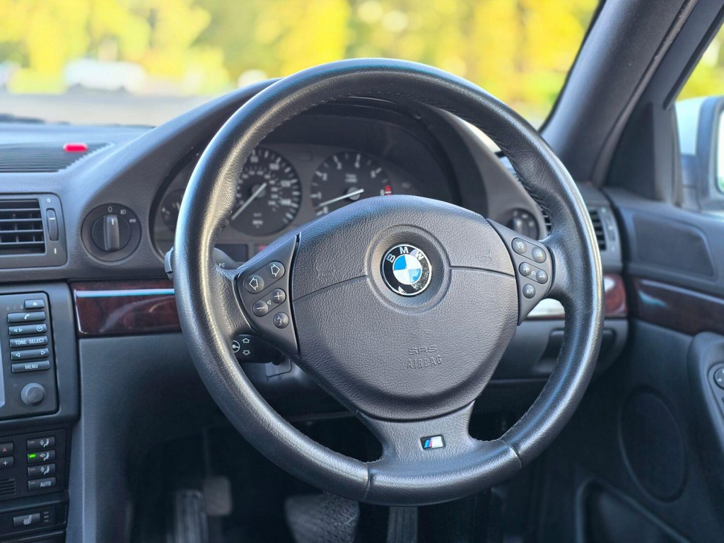 BMW 7 SERIES 4.4 E38 740i M62 4.4 2001