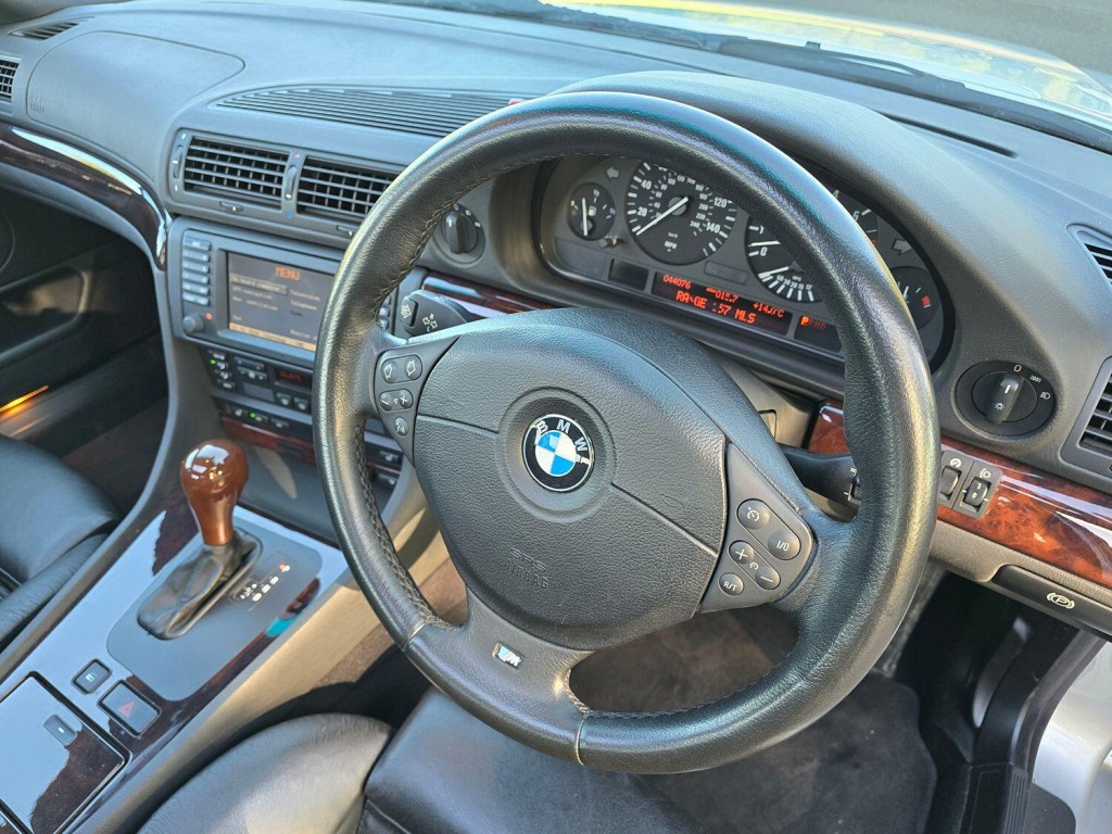 BMW 7 SERIES 4.4 E38 740i M62 4.4 2001