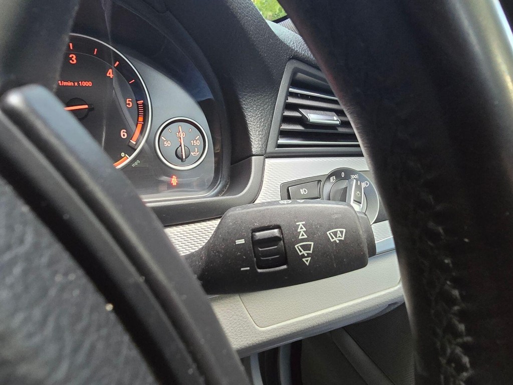 BMW 5 SERIES 3.0 530d M Sport Saloon 2012
