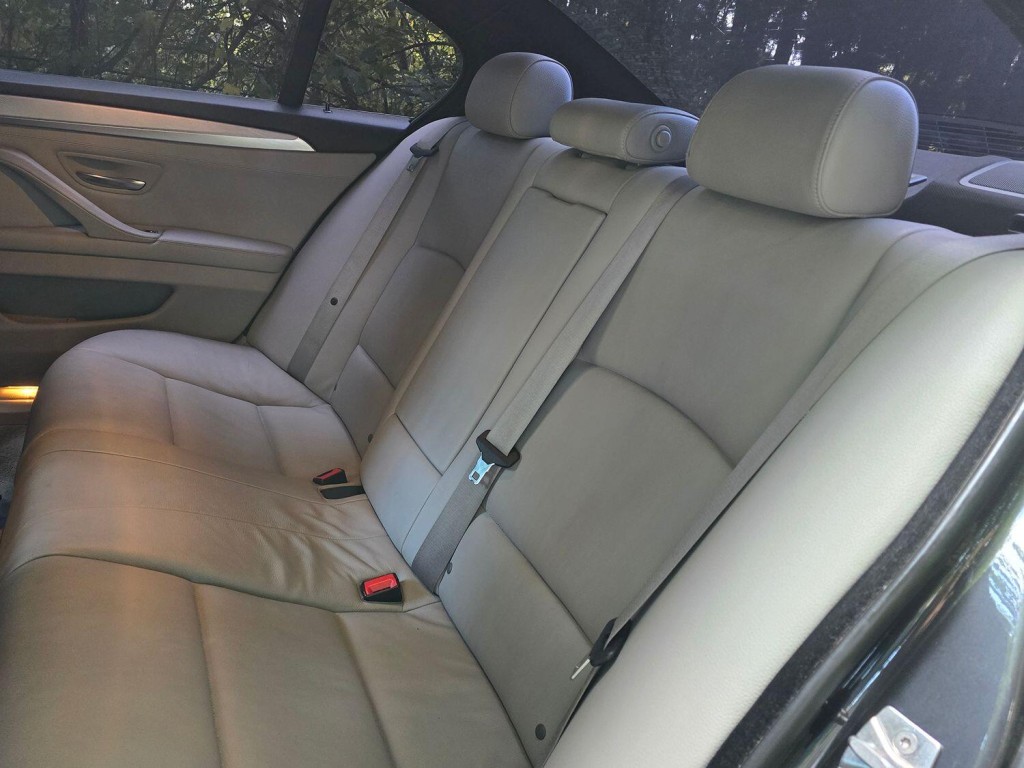BMW 5 SERIES 3.0 530d M Sport Saloon 2012