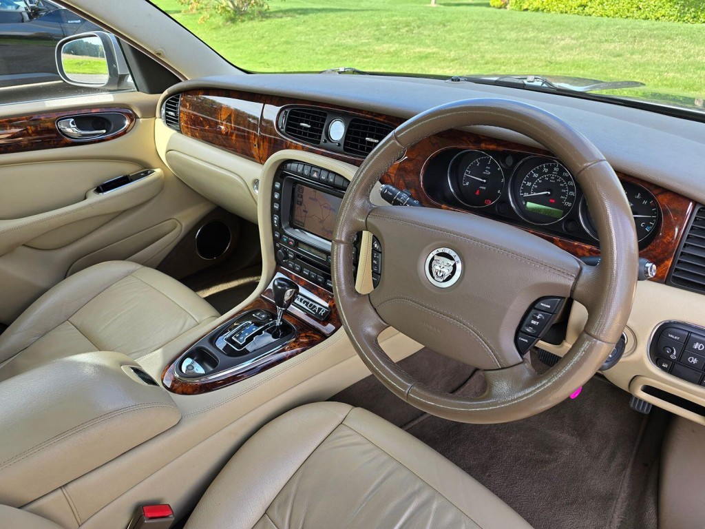 JAGUAR XJ 2.7 TDVi Executive 2009