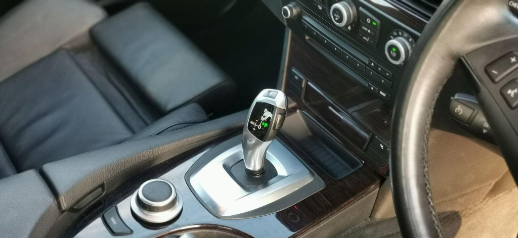 BMW 5 SERIES 3.0 535d A M Sport Saloon 2007