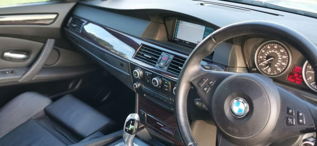 BMW 5 SERIES 3.0 535d A M Sport Saloon 2007