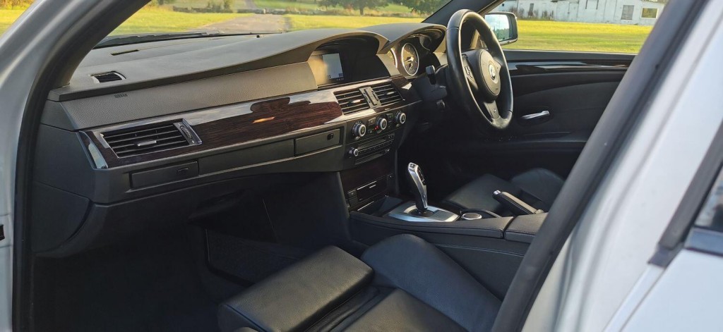 BMW 5 SERIES 3.0 535d A M Sport Saloon 2007