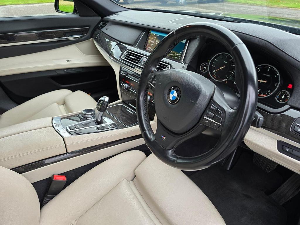 BMW 7 SERIES 3.0 730d M Sport Exclusive Saloon 2014