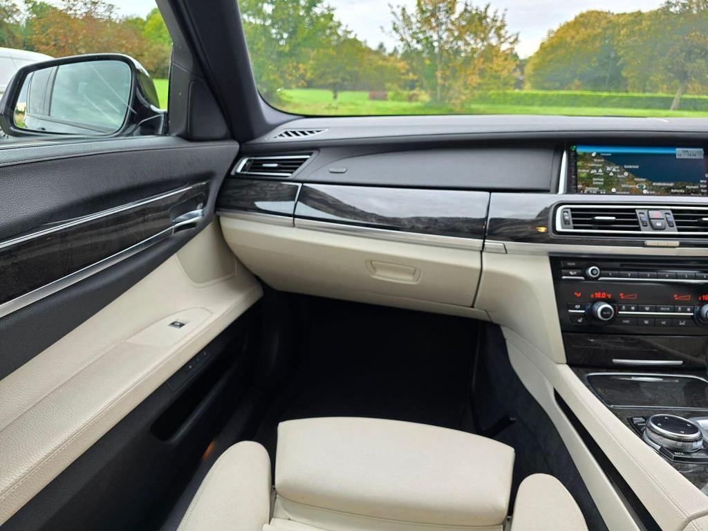 BMW 7 SERIES 3.0 730d M Sport Exclusive Saloon 2014