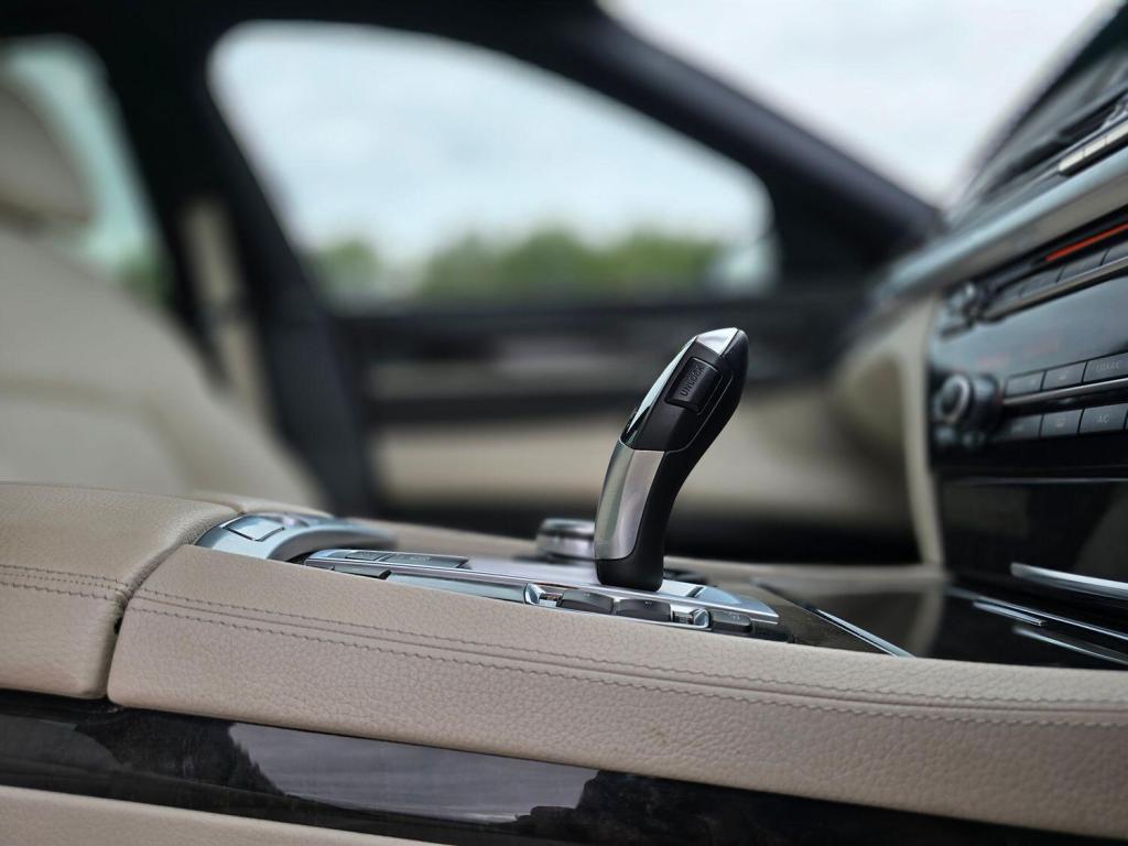 BMW 7 SERIES 3.0 730d M Sport Exclusive Saloon 2014