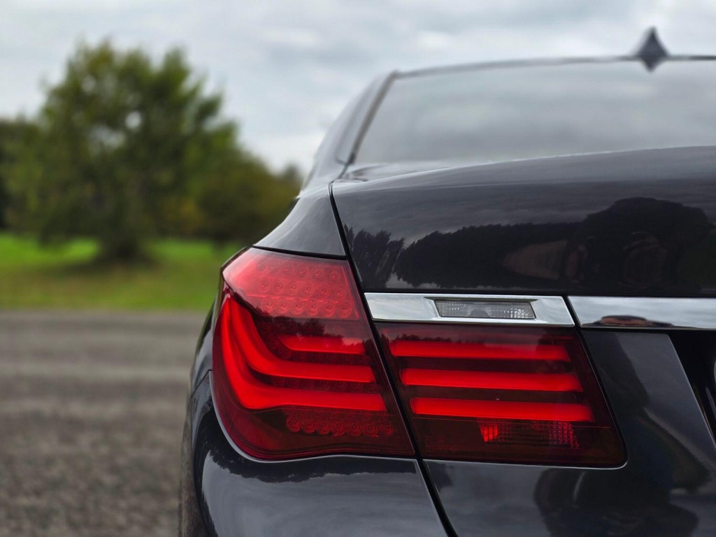 BMW 7 SERIES 3.0 730d M Sport Exclusive Saloon 2014