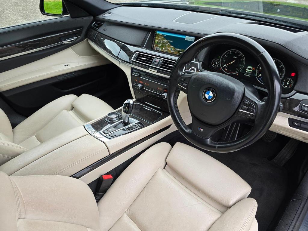 BMW 7 SERIES 3.0 730d M Sport Exclusive Saloon 2014