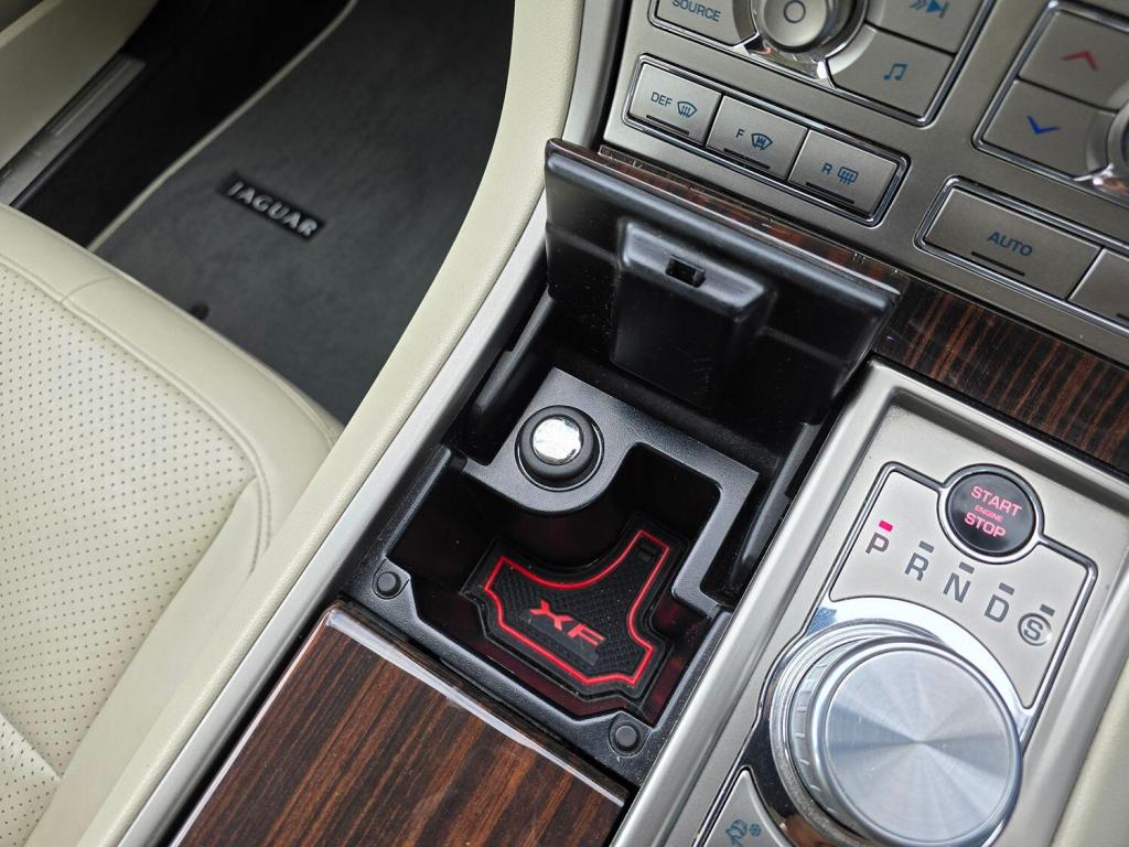 JAGUAR XF 3.0 d V6 Portfolio 2011