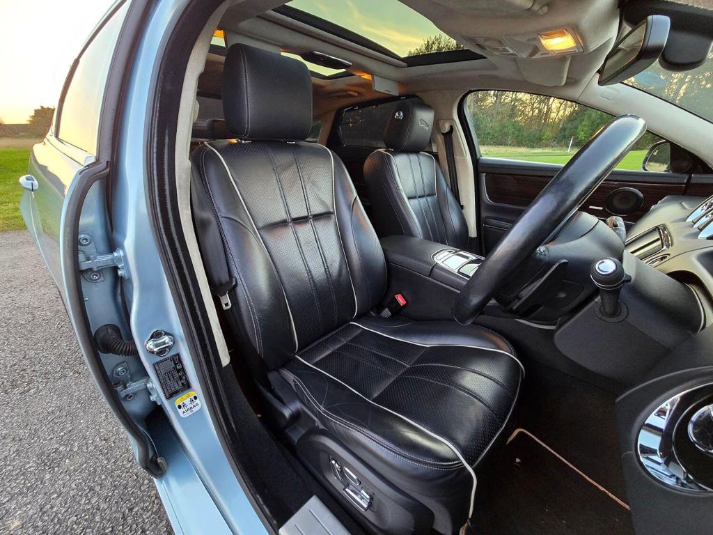 JAGUAR XJ 3.0 d V6 Portfolio 2012