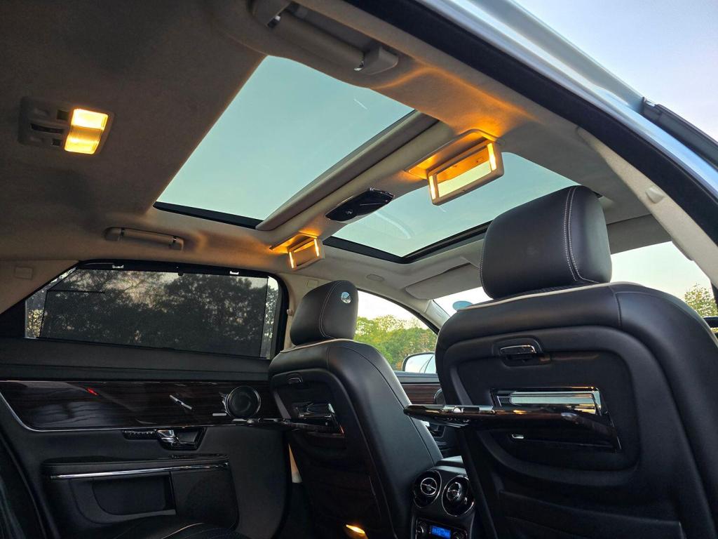 JAGUAR XJ 3.0 d V6 Portfolio 2012