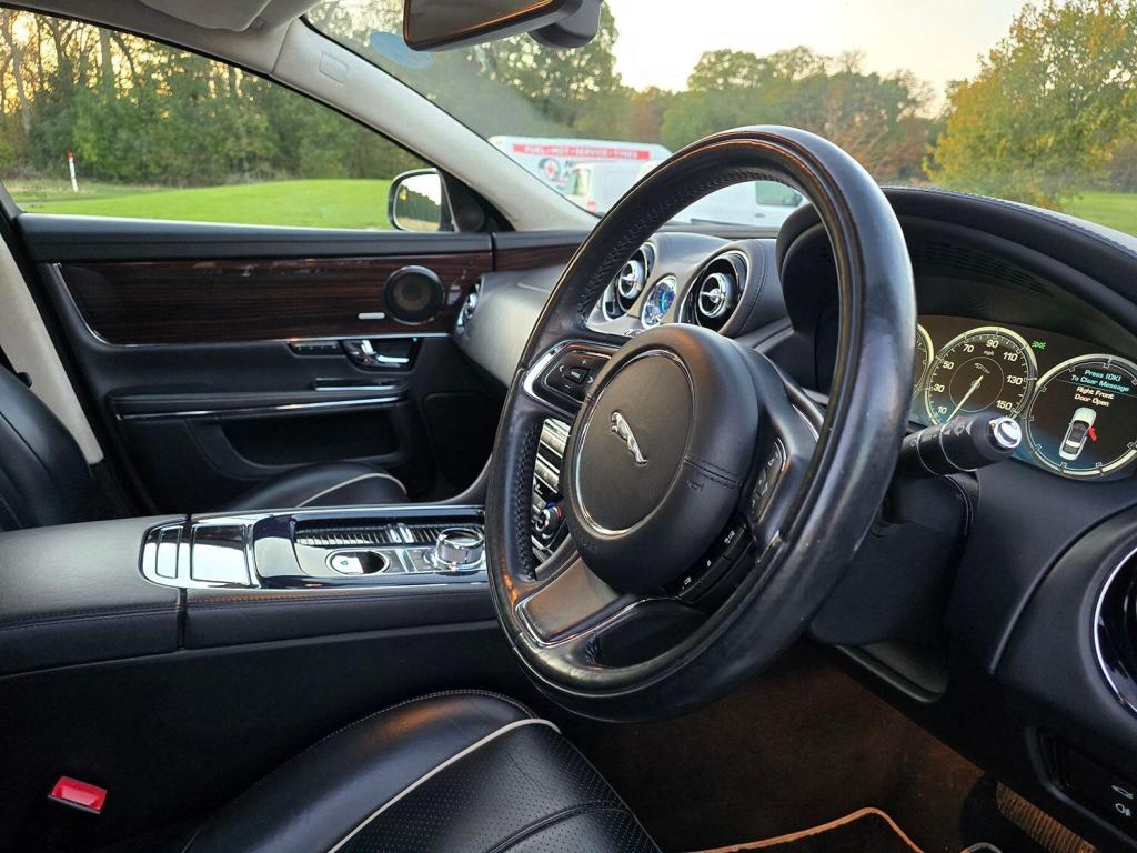 JAGUAR XJ 3.0 d V6 Portfolio 2012