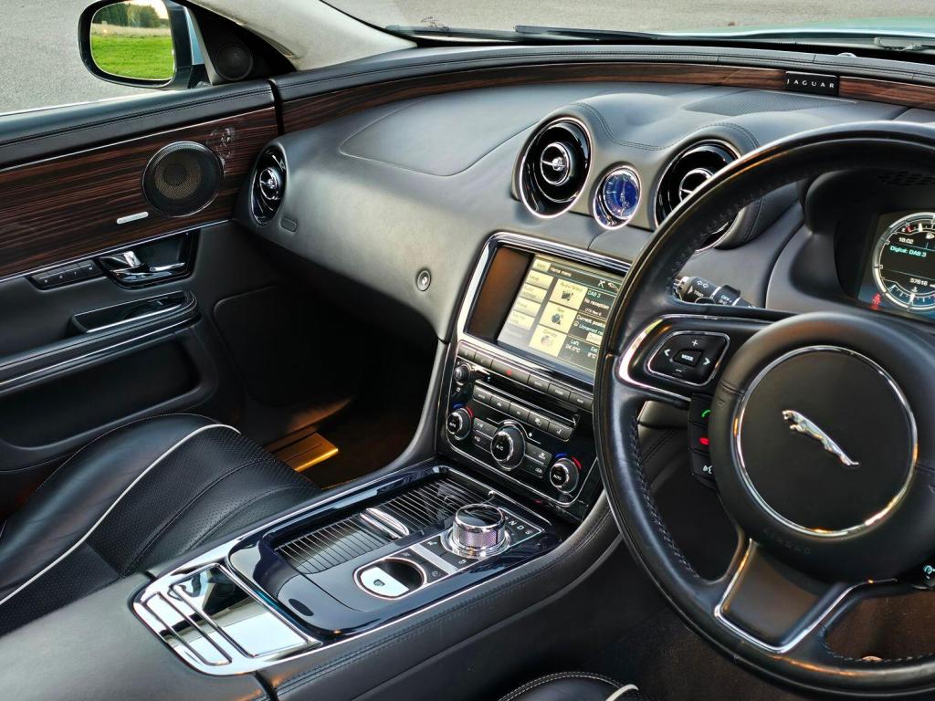 JAGUAR XJ 3.0 d V6 Portfolio 2012