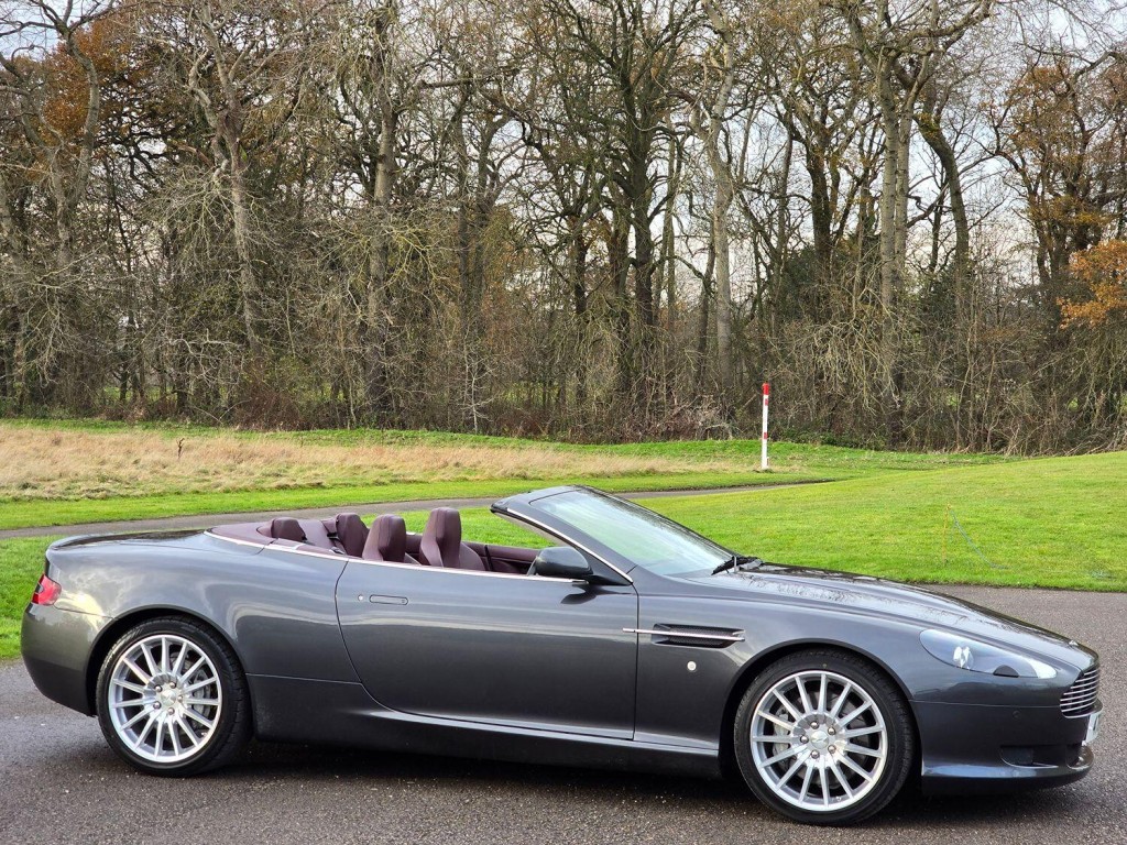 ASTON MARTIN DB9 5.9 2005