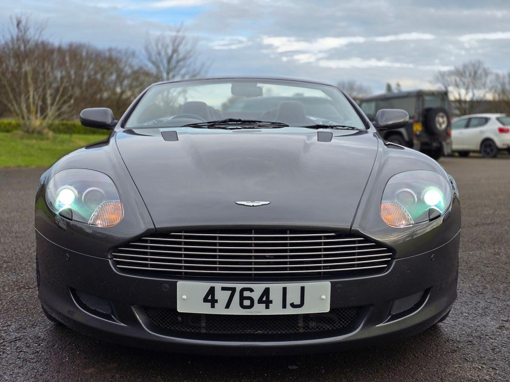 ASTON MARTIN DB9 5.9 2005