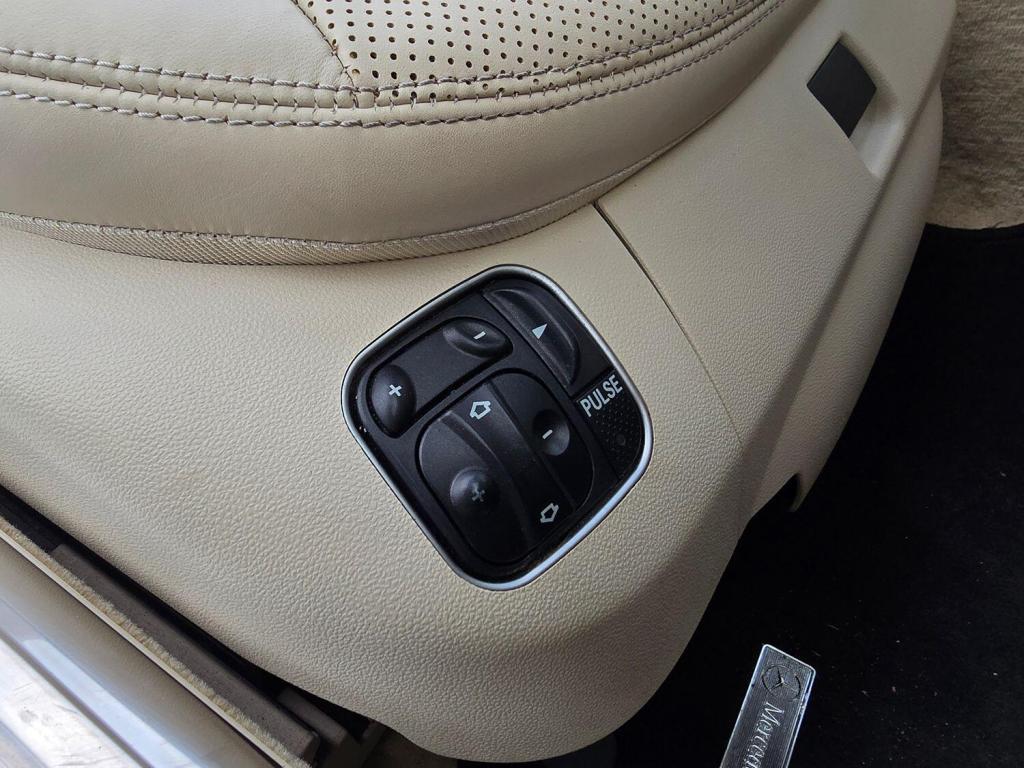 MERCEDES-BENZ SL 5.5 SL500 2010
