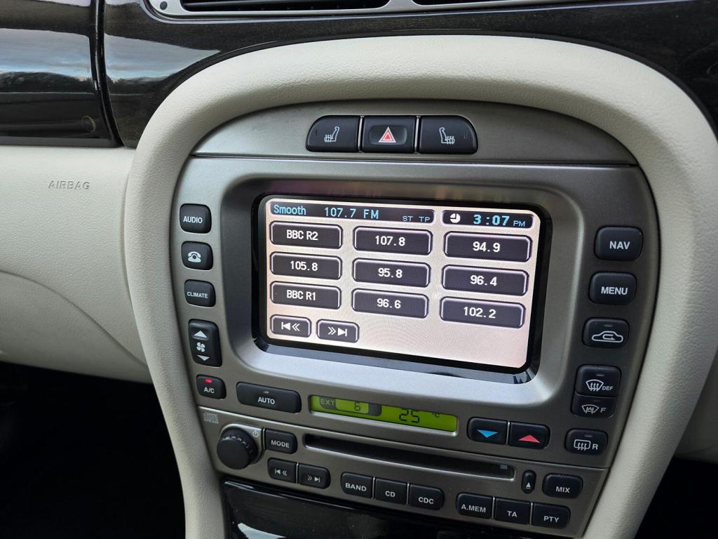 JAGUAR X-TYPE 2.2 D DPF SE 2009