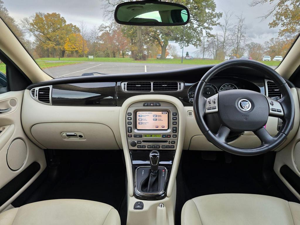 JAGUAR X-TYPE 2.2 D DPF SE 2009