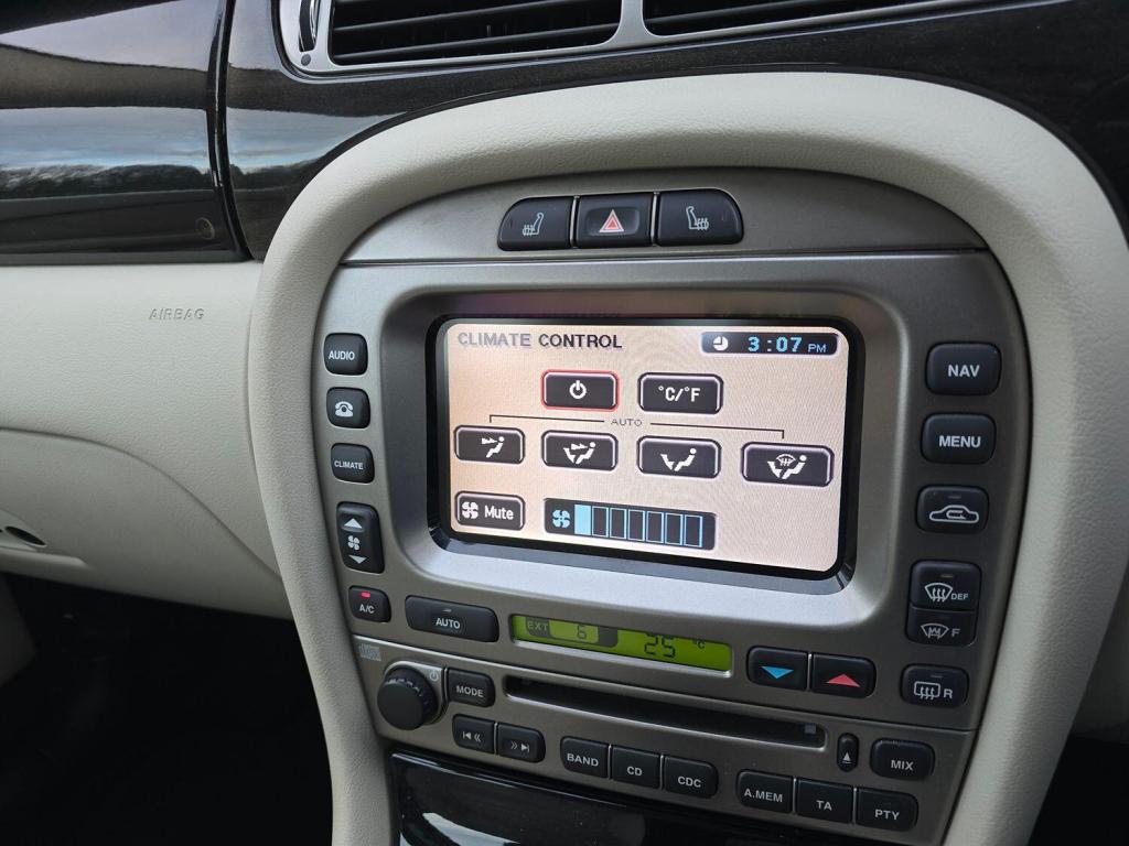 JAGUAR X-TYPE 2.2 D DPF SE 2009