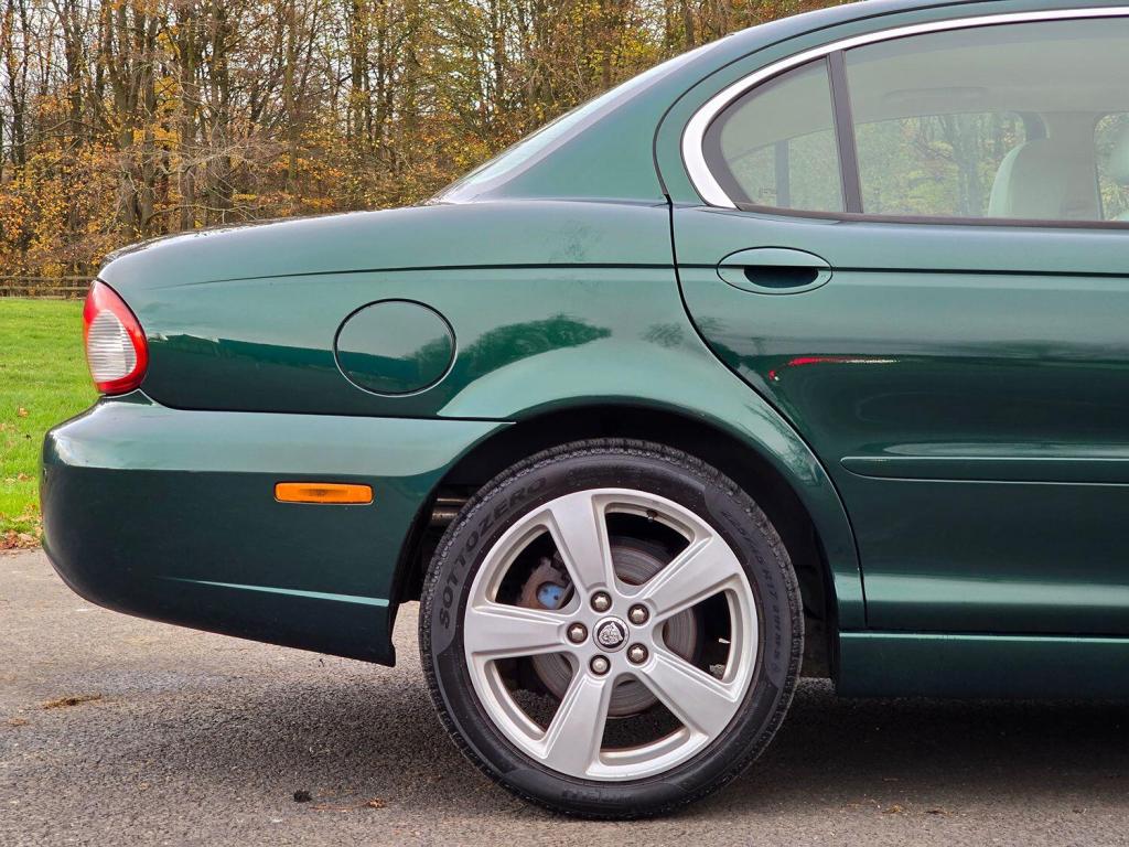 JAGUAR X-TYPE 2.2 D DPF SE 2009