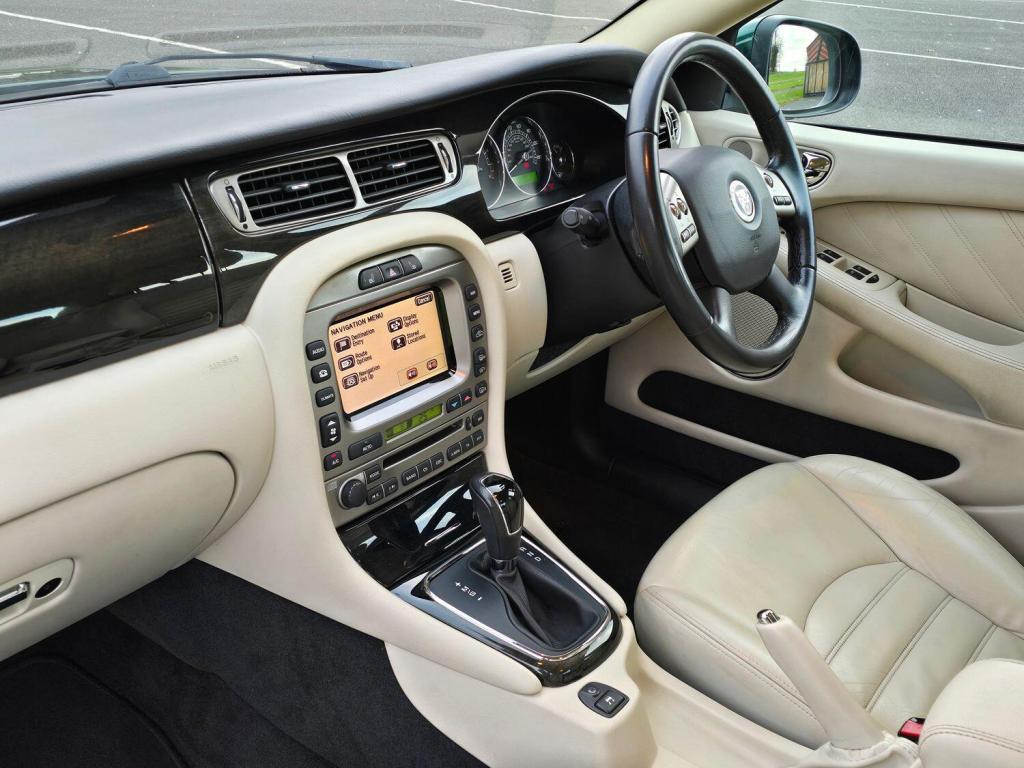 JAGUAR X-TYPE 2.2 D DPF SE 2009