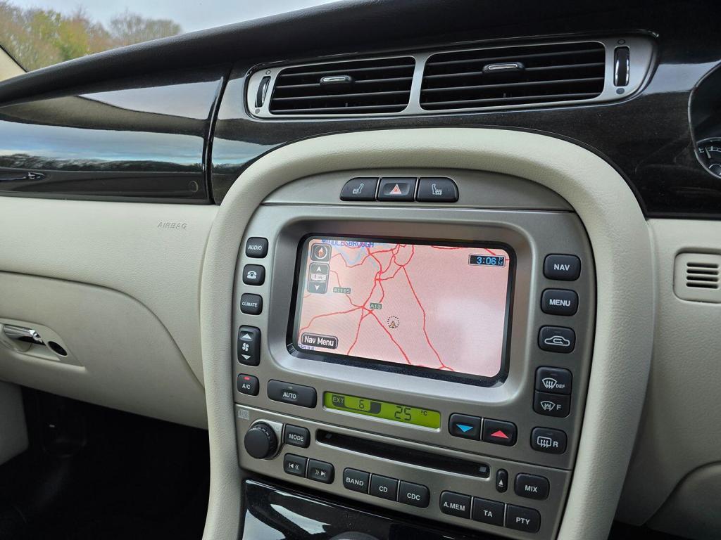 JAGUAR X-TYPE 2.2 D DPF SE 2009