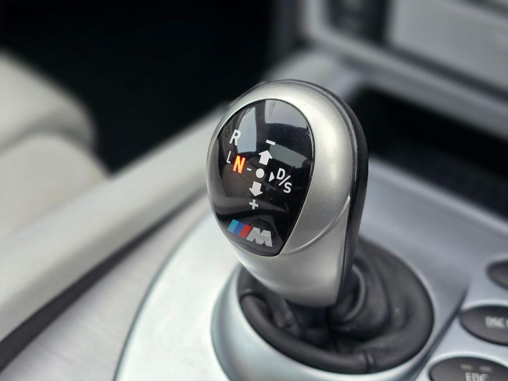 BMW M5 5.0 M5 Saloon 2008