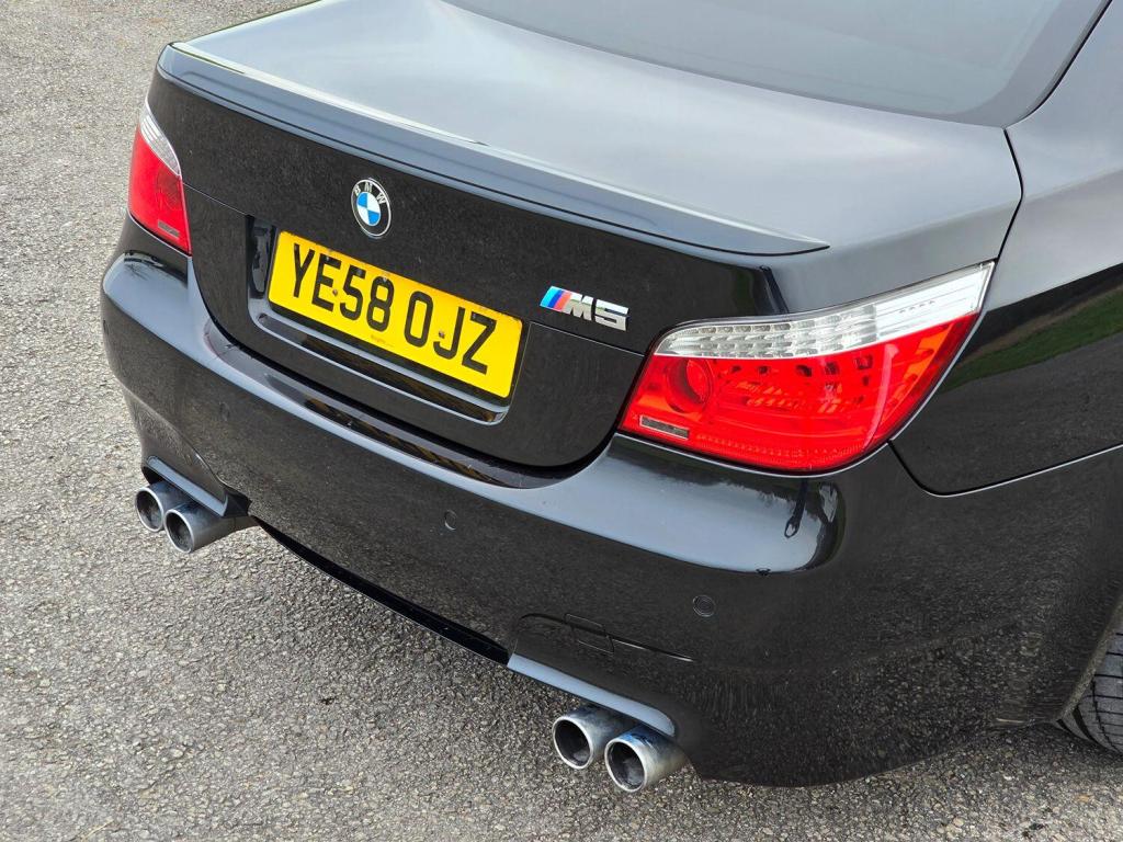 BMW M5 5.0 M5 Saloon 2008