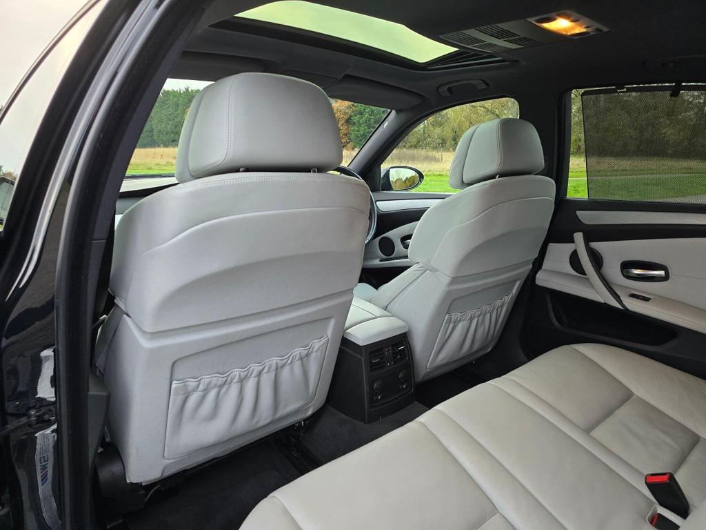 BMW M5 5.0 M5 Saloon 2008