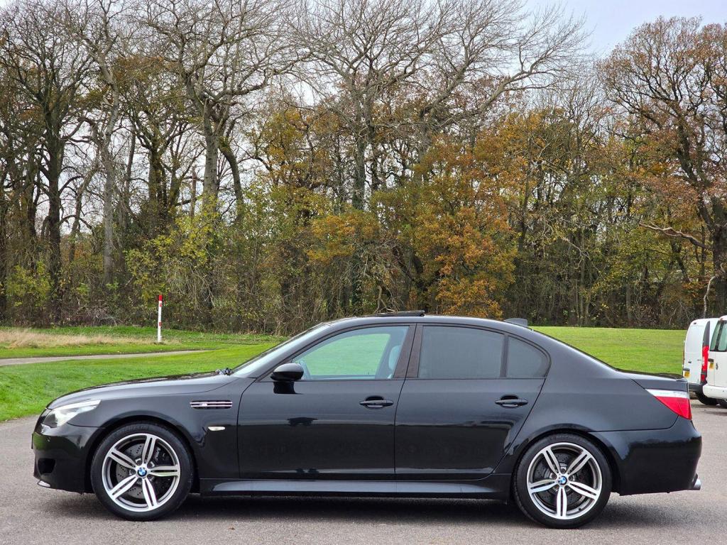 BMW M5 5.0 M5 Saloon 2008