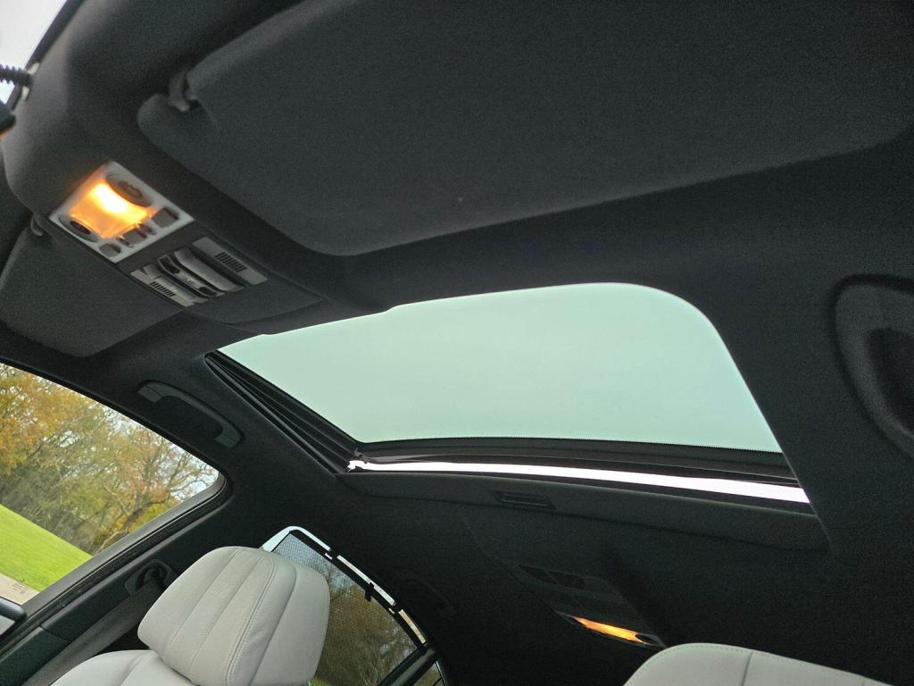 BMW M5 5.0 M5 Saloon 2008