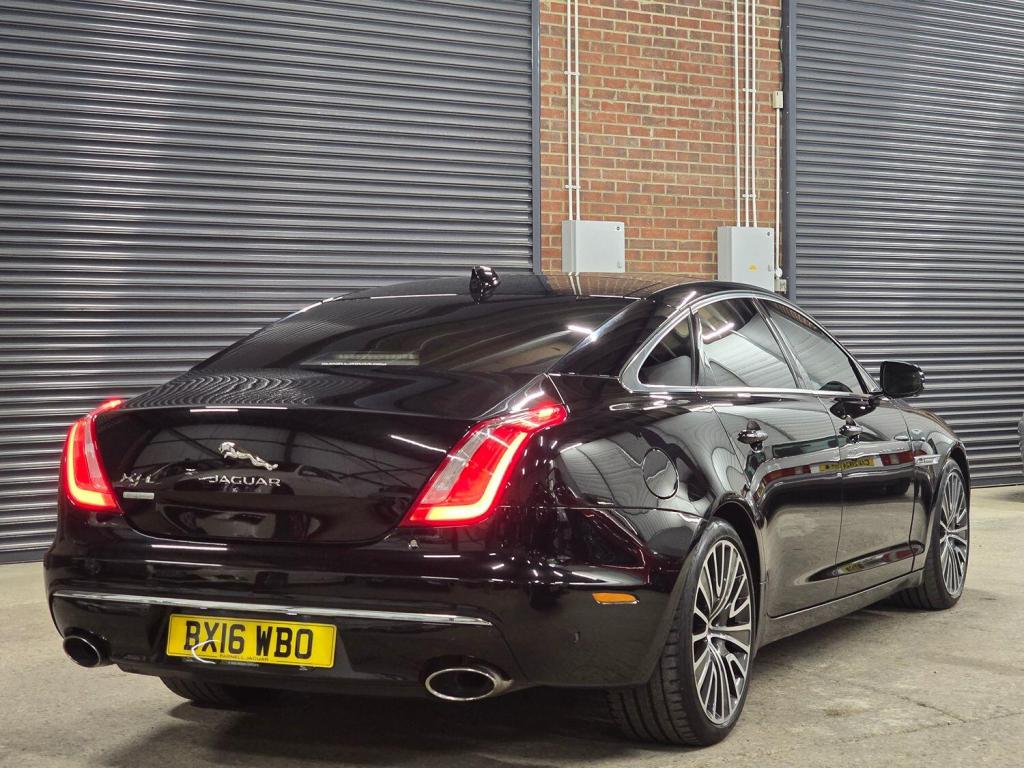 JAGUAR XJ 3.0 d V6 Autobiography 2016