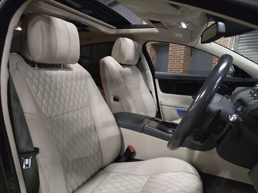 JAGUAR XJ 3.0 d V6 Autobiography 2016