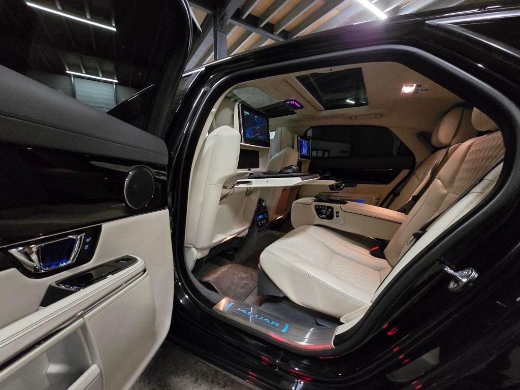 JAGUAR XJ 3.0 d V6 Autobiography 2016