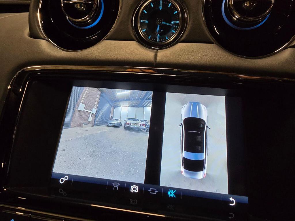 JAGUAR XJ 3.0 d V6 Autobiography 2016