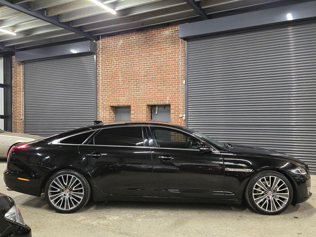 JAGUAR XJ 3.0 d V6 Autobiography 2016