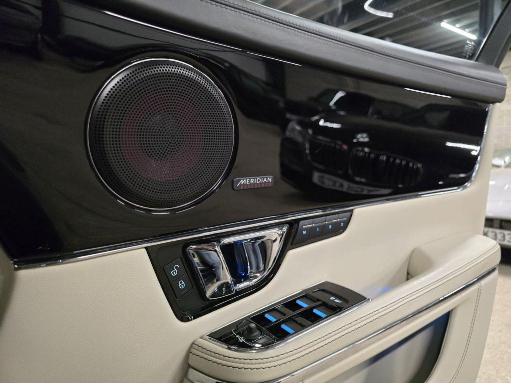 JAGUAR XJ 3.0 d V6 Autobiography 2016