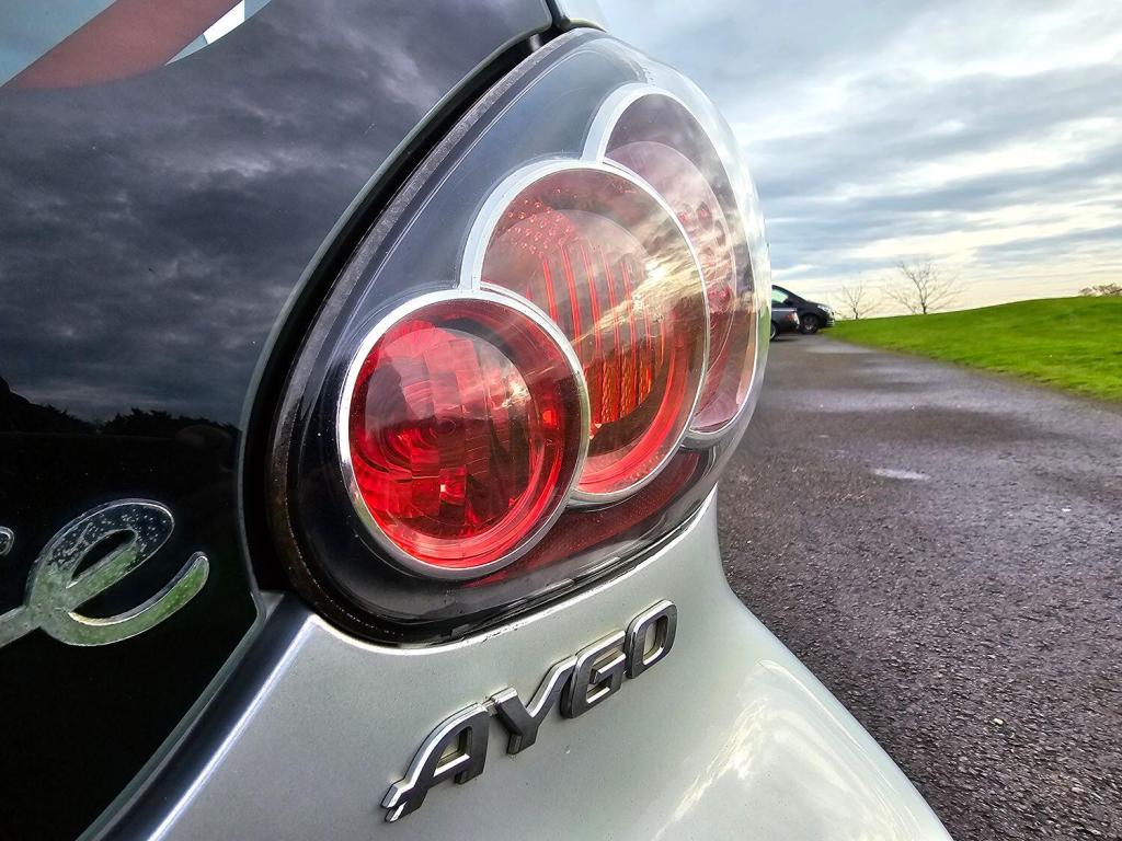 TOYOTA AYGO 1.0 VVT-i Ice 2012