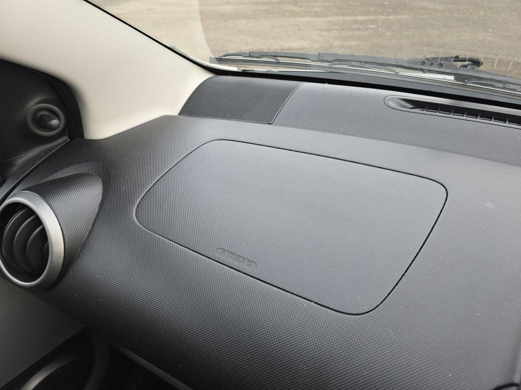 TOYOTA AYGO 1.0 VVT-i Ice 2012