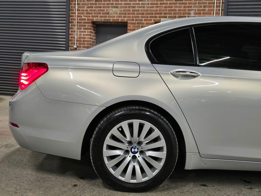 BMW 7 SERIES 3.0 730Ld SE Saloon 2013