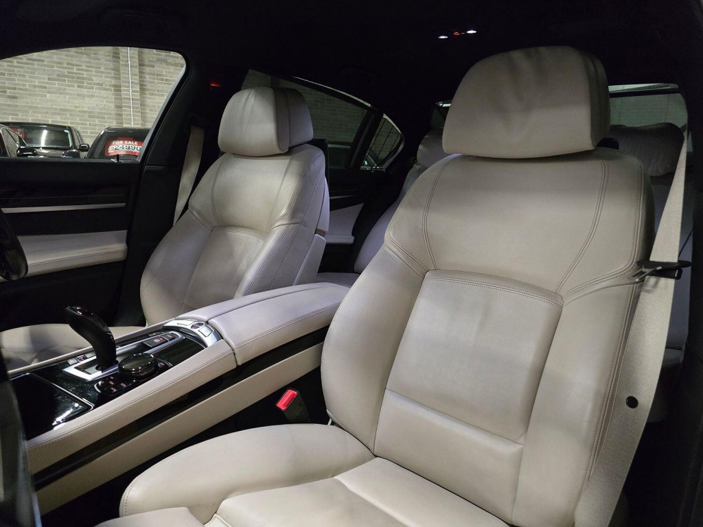 BMW 7 SERIES 3.0 730Ld SE Saloon 2013