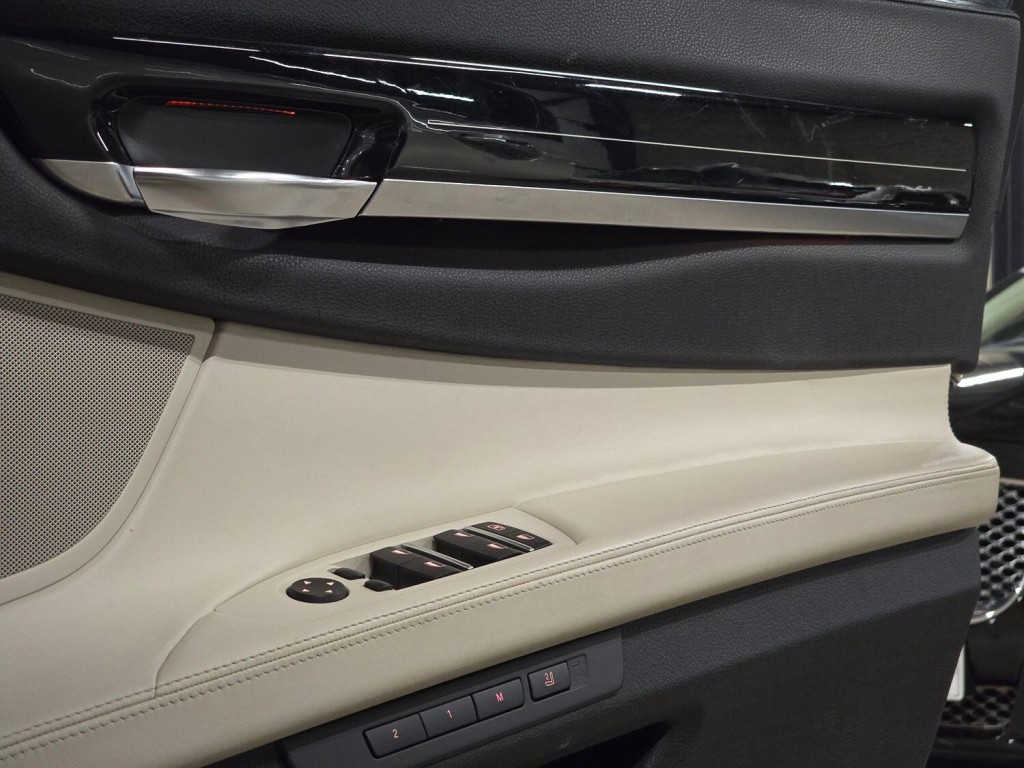 BMW 7 SERIES 3.0 730Ld SE Saloon 2013