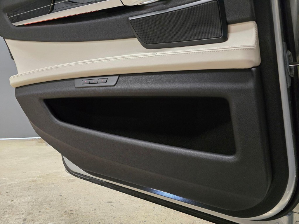 BMW 7 SERIES 3.0 730Ld SE Saloon 2013