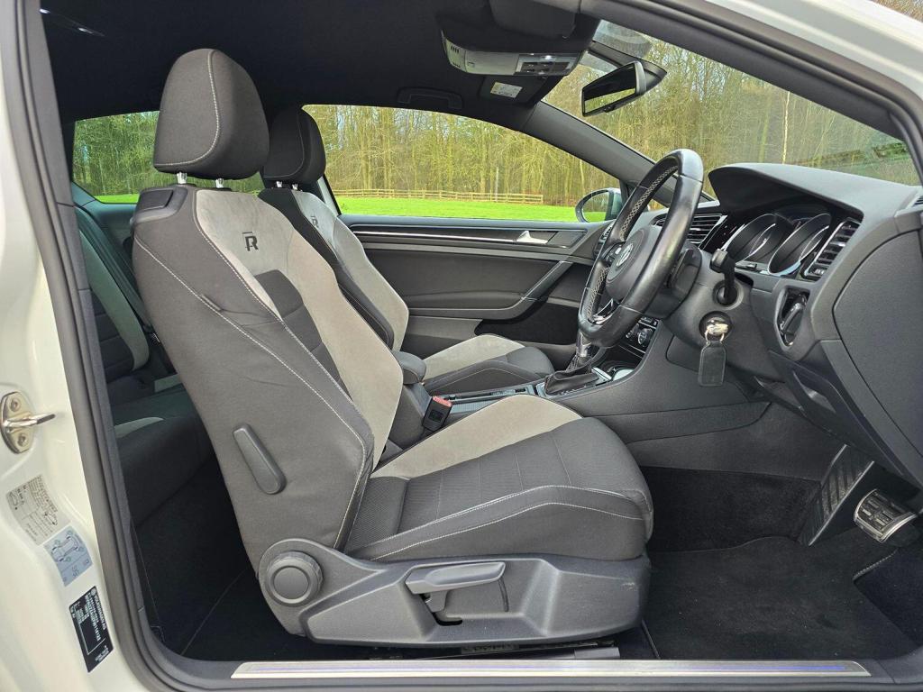 VOLKSWAGEN GOLF 2.0 TSI BlueMotion Tech R 2014