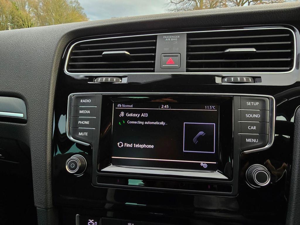 VOLKSWAGEN GOLF 2.0 TSI BlueMotion Tech R 2014
