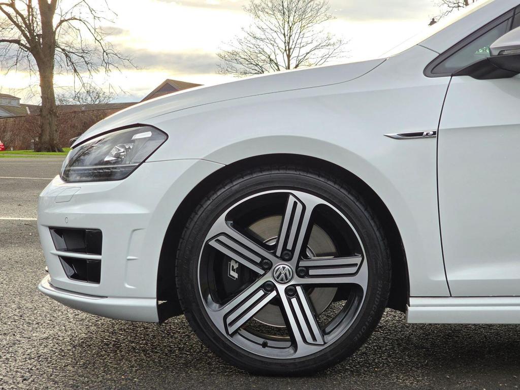VOLKSWAGEN GOLF 2.0 TSI BlueMotion Tech R 2014